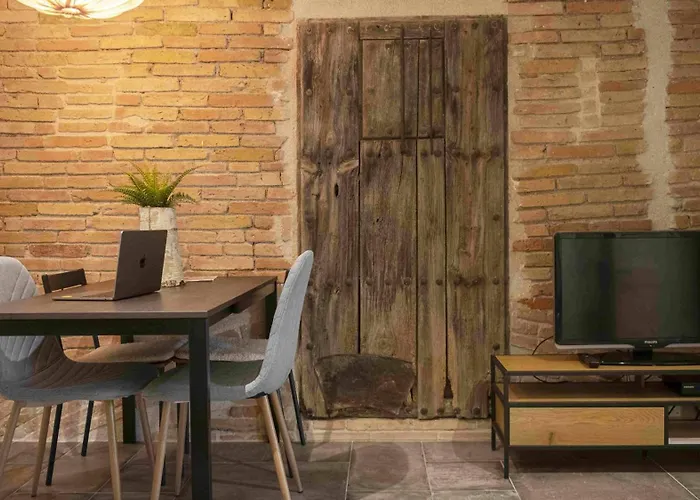 Chic In Center * Girona