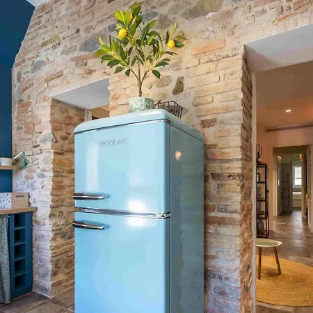 Apartment Chic In Center Girona