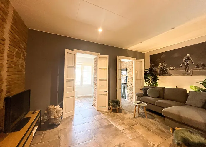 Chic In Center * Girona