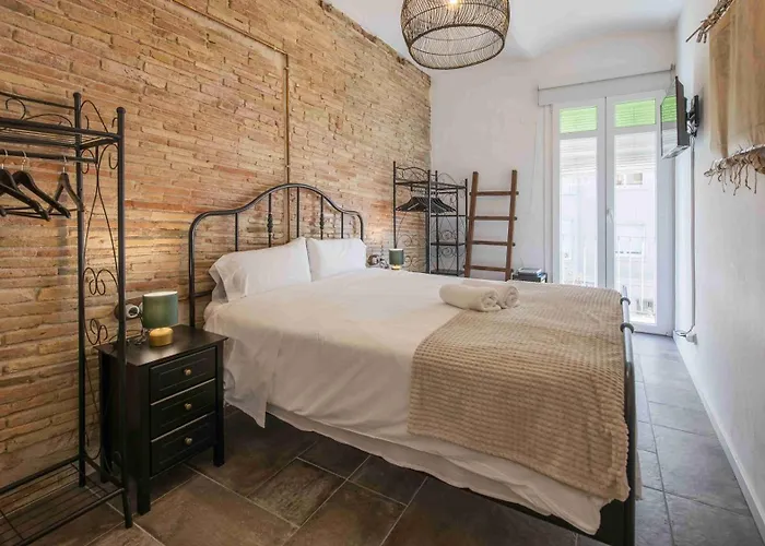 Chic In Center * Girona